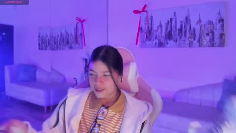 kIKI online show from December 12, 2024, 12:33 pm