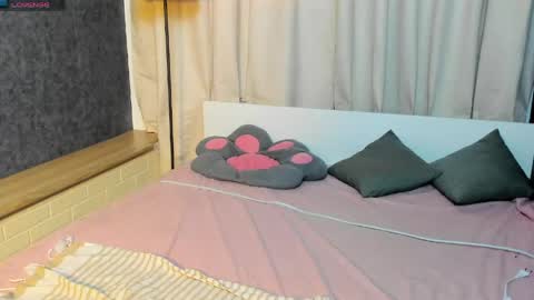 Kiki online show from March 18, 2026, 10:40 am