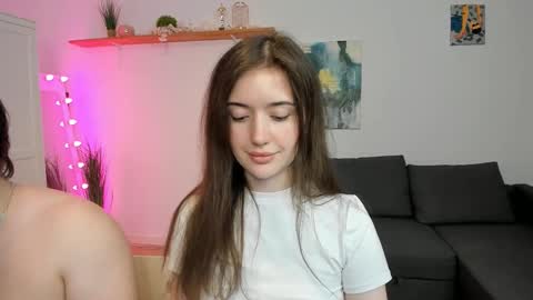 Snapshot of kiki_mcflurry chatting on September 23, 2025, 9:07 pm PavelPolly online show from September 23, 2025, 9:07 pm