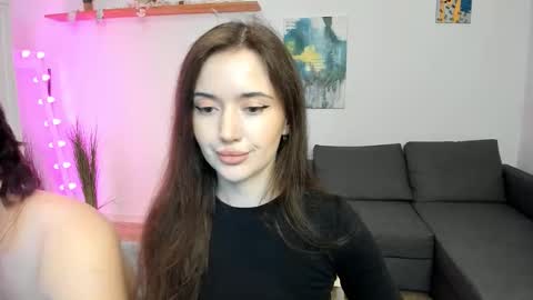 Snapshot of kiki_mcflurry chatting on October 31, 2025, 7:48 pm PavelPolly online show from October 31, 2025, 7:48 pm