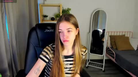 Kiki online show from April 19, 2026, 1:16 am