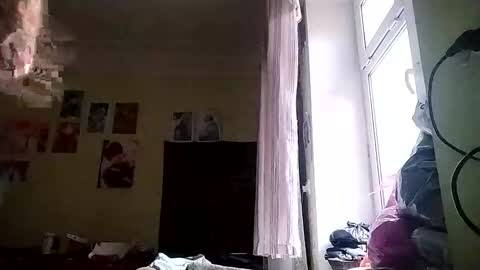 kikibang_ online show from February 7, 2026, 8:29 am