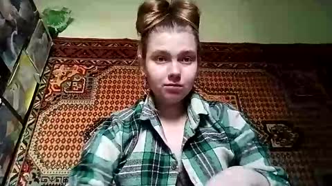 kikibang_ online show from February 28, 2026, 9:54 am