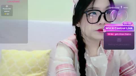 Kiki online show from May 28, 2026, 3:09 pm