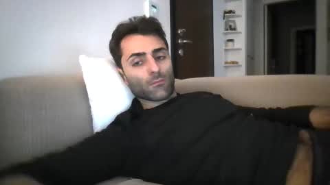 kikkus01 online show from November 20, 2025, 3:01 pm