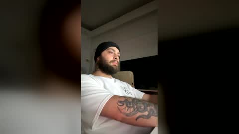 killerbeexxx online show from June 4, 2026, 11:38 am