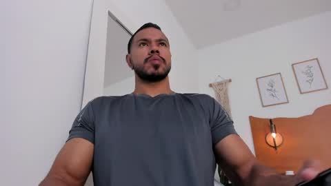 Snapshot of killua_zagarra_ chatting on June 6, 2026, 9:08 pm Kilua Muscle guy online show from June 6, 2026, 9:08 pm