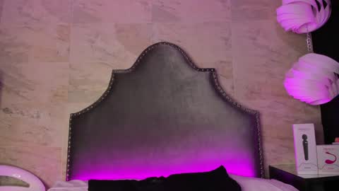 cherry  online show from April 23, 2026, 3:30 am