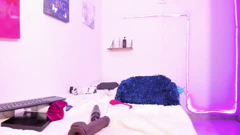 kim online show from January 30, 2025, 5:09 am