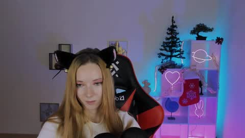 kim_boyd online show from December 9, 2024, 11:24 pm