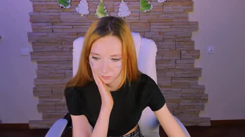 kim_boyd online show from December 12, 2024, 11:29 am