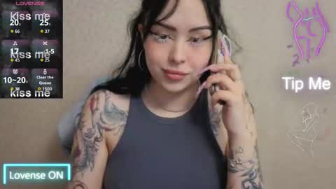 Kim online show from March 25, 2026, 5:24 am