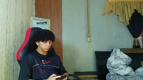 Snapshot of kim_curly_ chatting on June 19, 2026, 4:55 pm KIM online show from June 19, 2026, 4:55 pm