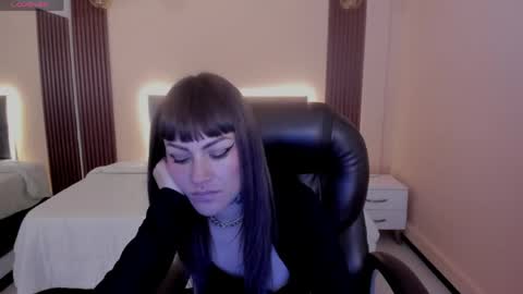 Kim Jeins666 online show from June 5, 2026, 7:52 pm