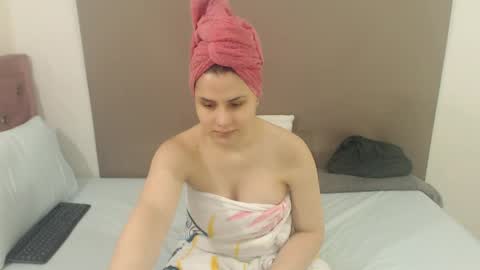DANIELA online show from April 3, 2026, 3:37 am