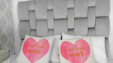 Snapshot of kimberlin_cam_ chatting on February 24, 2026, 7:34 pm Kimberlin online show from February 24, 2026, 7:34 pm