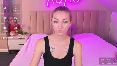 kimberlly_smith online show from December 15, 2025, 12:59 am