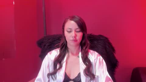 Snapshot of kimberly1fox chatting on October 28, 2025, 5:44 am Kim online show from October 28, 2025, 5:44 am