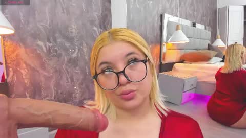 Snapshot of kimberly_cam_ chatting on June 9, 2026, 8:53 pm Your kim online show from June 9, 2026, 8:53 pm