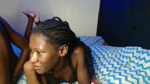 Snapshot of kimberly_chloe chatting on April 7, 2026, 4:02 am Kimberly online show from April 7, 2026, 4:02 am