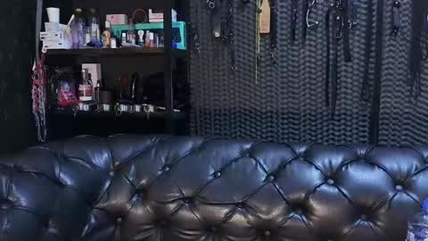  KIMBERLY SWAN  online show from December 17, 2024, 12:23 am