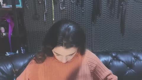  KIMBERLY SWAN  online show from February 13, 2025, 4:28 pm