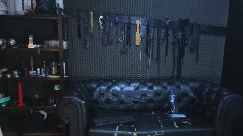  KIMBERLY SWAN  online show from May 21, 2026, 8:27 pm