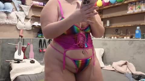 kimberlycaprice online show from February 11, 2025, 5:16 am