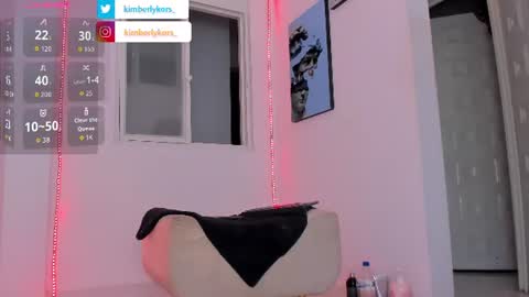 Snapshot of kimberlykors_ chatting on June 18, 2026, 8:58 am Kimberly online show from June 18, 2026, 8:58 am
