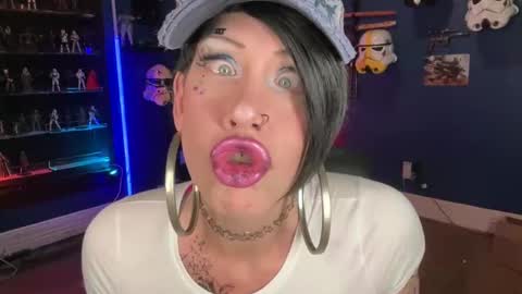 Kimber Haven online show from September 13, 2025, 7:52 am