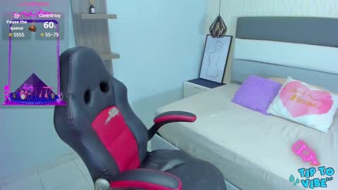 KAREN  online show from January 30, 2025, 7:37 pm