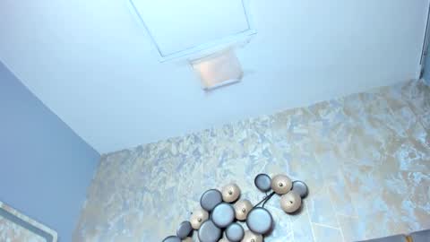  KIM  online show from February 8, 2026, 3:10 am