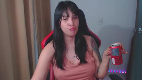 Snapshot of kimflexible_ chatting on January 6, 2025, 12:16 am Kim 3 online show from January 6, 2025, 12:16 am