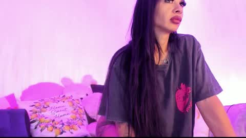 Snapshot of kimkardassiann chatting on October 2, 2025, 7:21 pm Natalie online show from October 2, 2025, 7:21 pm