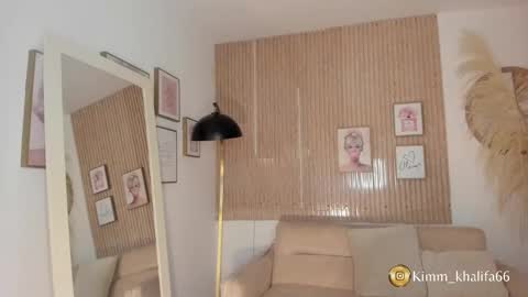 Snapshot of kimm_khalifa chatting on March 5, 2025, 11:05 pm Kim online show from March 5, 2025, 11:05 pm