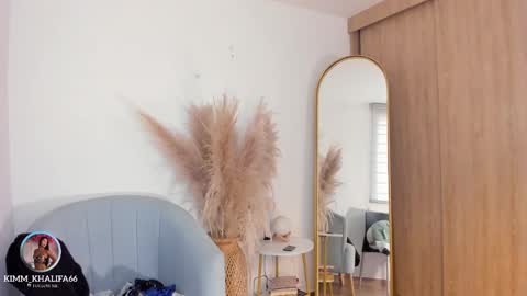 Snapshot of kimm_khalifa chatting on October 18, 2025, 8:31 pm Kim online show from October 18, 2025, 8:31 pm