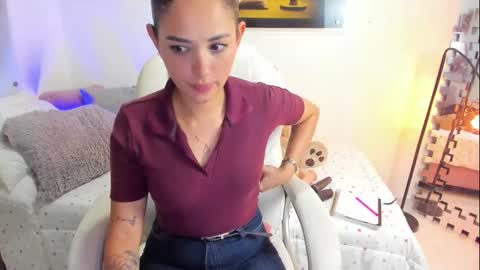 Snapshot of kimmberly_saenz_ chatting on September 23, 2025, 11:19 pm kimmberly_saenz_ online show from September 23, 2025, 11:19 pm