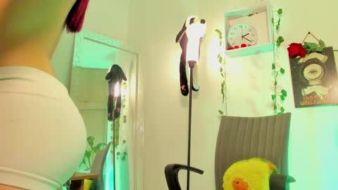 Kimm online show from March 12, 2025, 7:24 am