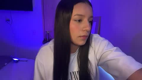 Snapshot of kimmi_foxy chatting on May 25, 2026, 4:46 pm kimmi online show from May 25, 2026, 4:46 pm