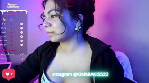 Snapshot of kimmiakiss22 chatting on December 22, 2024, 3:11 am Kimmi online show from December 22, 2024, 3:11 am