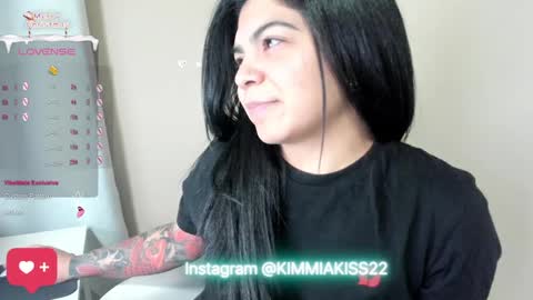 Snapshot of kimmiakiss22 chatting on December 28, 2024, 12:26 am Kimmi online show from December 28, 2024, 12:26 am