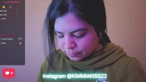 Snapshot of kimmiakiss22 chatting on January 17, 2025, 9:50 pm Kimmi online show from January 17, 2025, 9:50 pm
