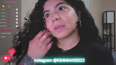 Snapshot of kimmiakiss22 chatting on February 17, 2025, 12:54 am Kimmi online show from February 17, 2025, 12:54 am