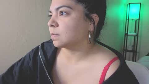 Snapshot of kimmiakiss22 chatting on March 9, 2025, 4:16 am Kimmi online show from March 9, 2025, 4:16 am