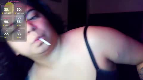 Snapshot of kimmiakiss22 chatting on November 7, 2025, 1:27 am Kimmi online show from November 7, 2025, 1:27 am