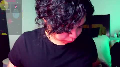 Snapshot of kimmiakiss22 chatting on November 16, 2025, 2:39 am Kimmi online show from November 16, 2025, 2:39 am