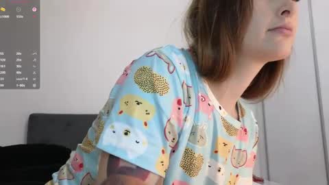 Snapshot of kimmie_ chatting on April 18, 2026, 6:12 pm Kimmie online show from April 18, 2026, 6:12 pm