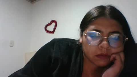 Snapshot of kimmy_kimmy_ chatting on January 17, 2025, 1:57 am Kimmy online show from January 17, 2025, 1:57 am