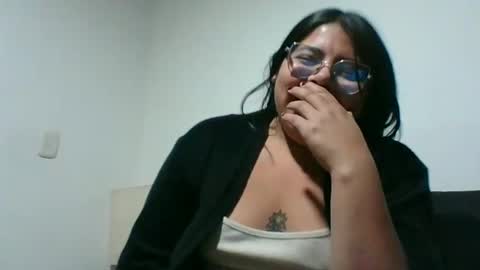 Snapshot of kimmy_kimmy_ chatting on January 31, 2025, 5:40 am Kimmy online show from January 31, 2025, 5:40 am