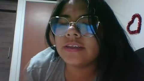 Snapshot of kimmy_kimmy_ chatting on February 12, 2025, 1:19 am Kimmy online show from February 12, 2025, 1:19 am